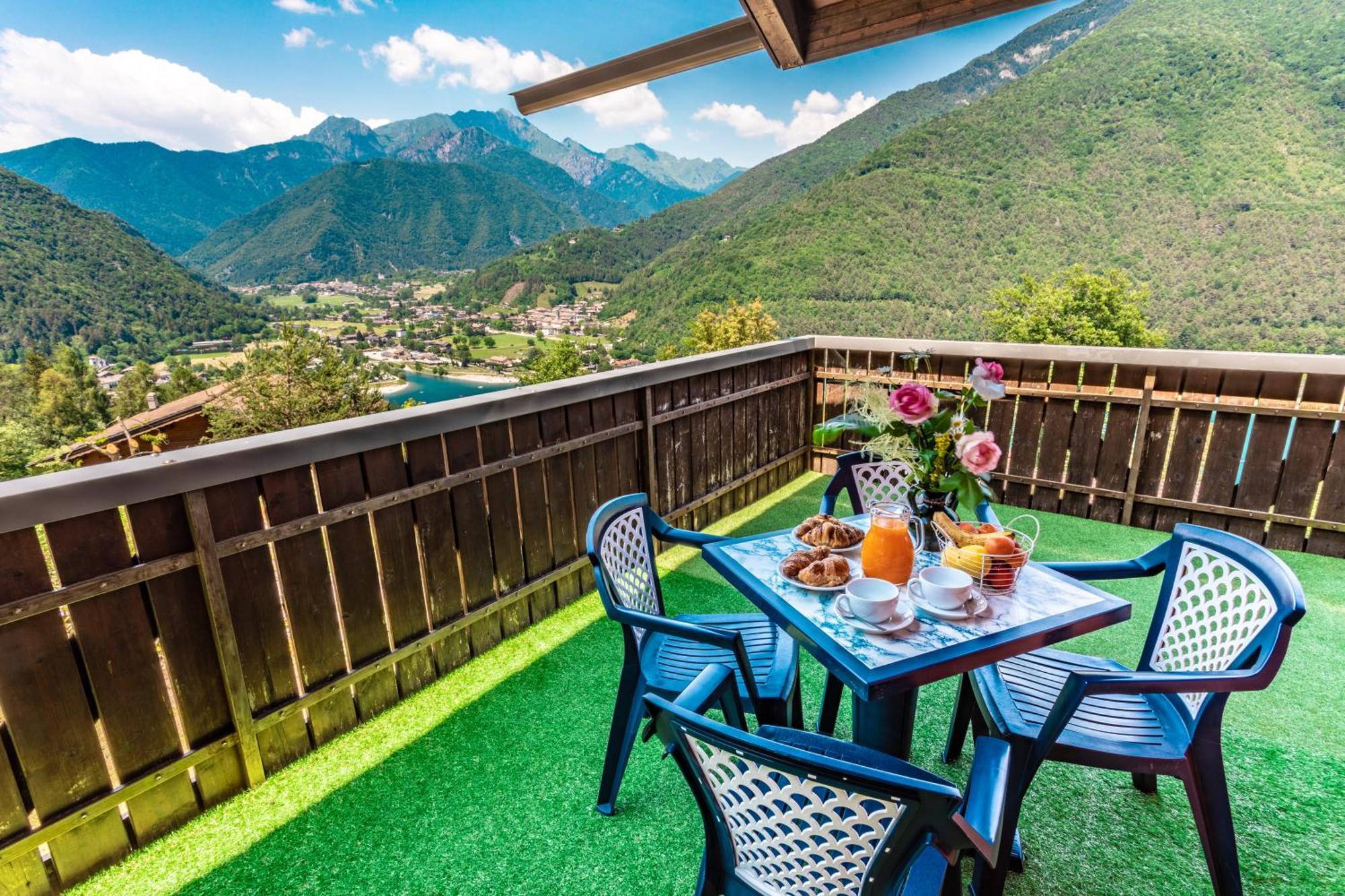 Le Terrazze Sul Lago - Ledro House Пиеве ди Ледро Стая снимка